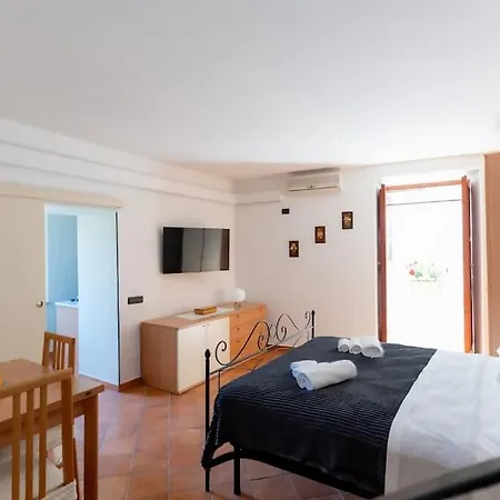 Realty Holidays Casa Lenù Apartamento