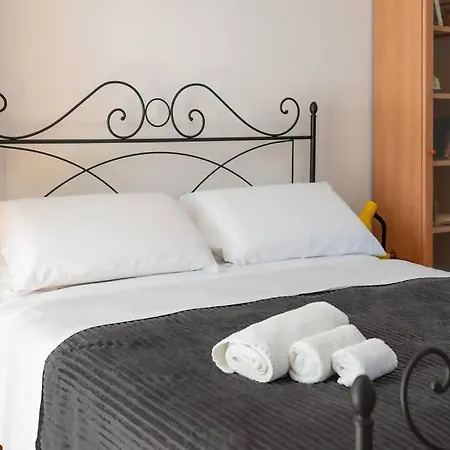 Апартаменти Seasuntour - Casa Lenu