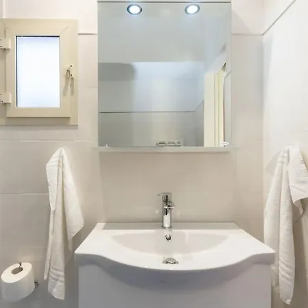 Realty Holidays Casa Lenu *