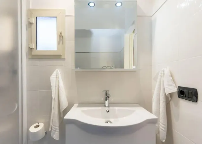 Realty Holidays Casa Lenù *