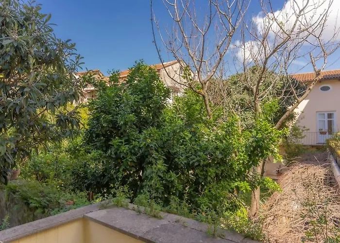 Апартаменти Seasuntour - Casa Lenu